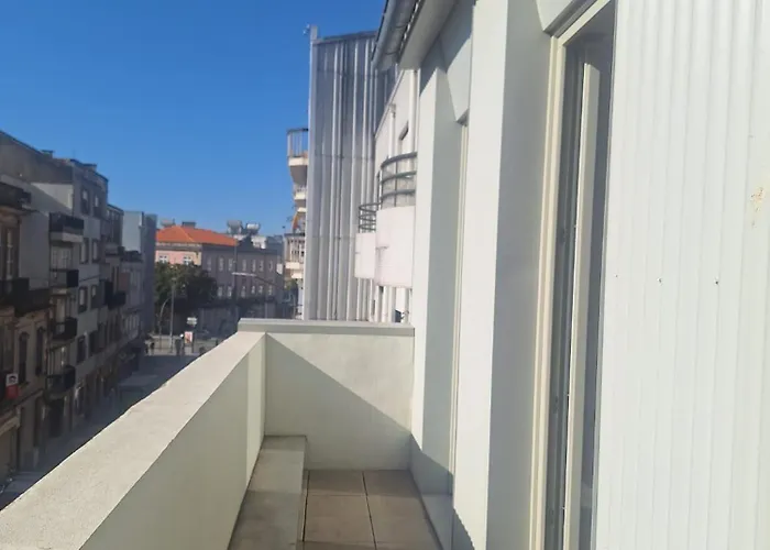 Easy Host Porto Hostel